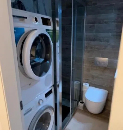 アパート Josip プーラ